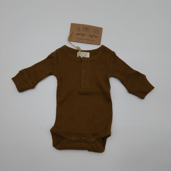 The Simple Folk The Ribbed One Piece Snapsuit in Bronze Newborn